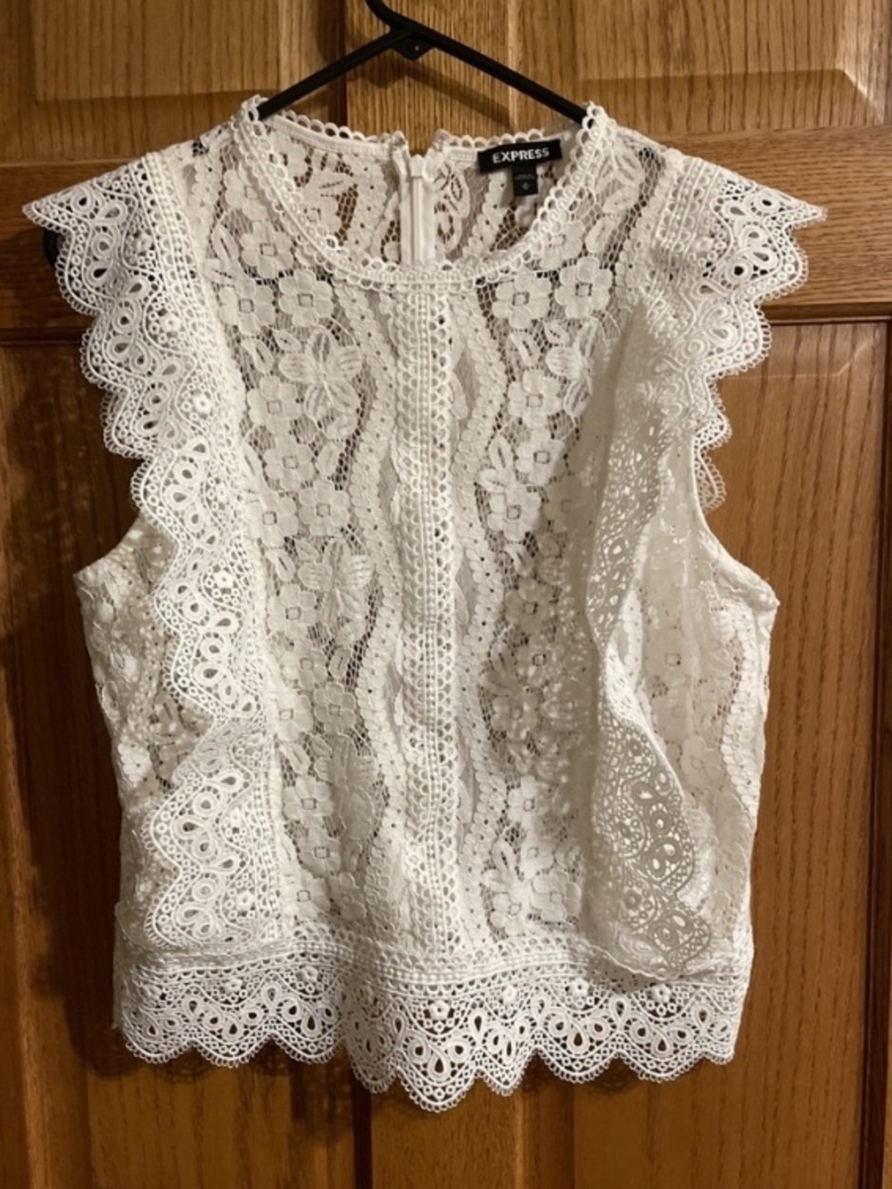 Express White Lace Ruffled Sleeveless Top